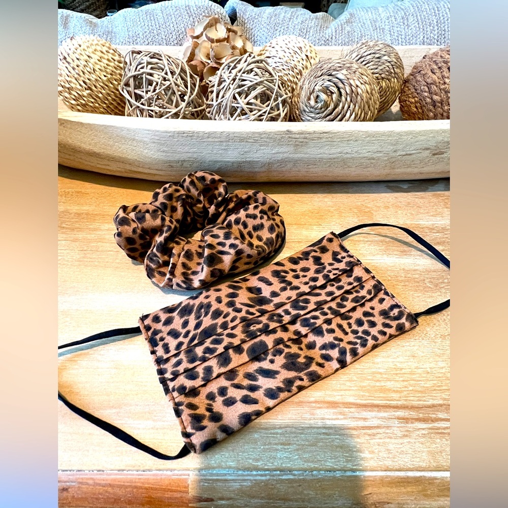 Leopard Print Face Mask and Scrunchie Set